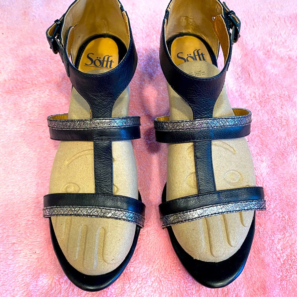 NIB Black and Silver Wedges Shoes by Sofft 10Wide